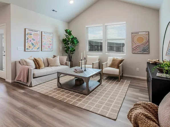 1811 Bounty Dr #1, Windsor, CO 80550