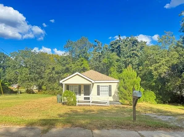 1724 W Davidson Ave, Gastonia, NC 28052