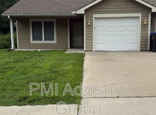 3320 SE Taurus Ave, Topeka, KS 66605