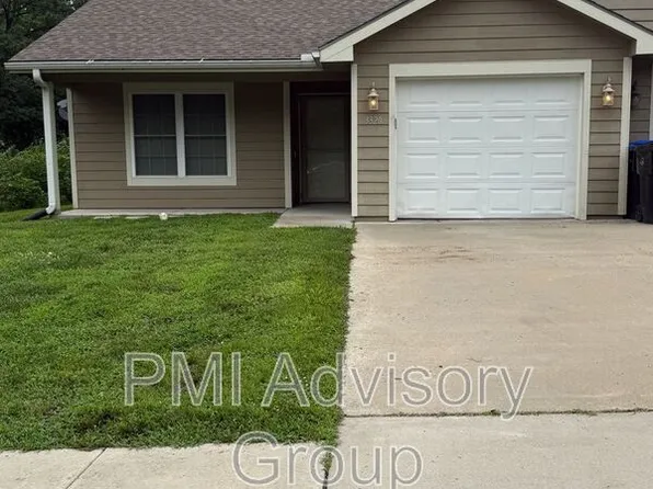 3320 SE Taurus Ave, Topeka, KS 66605