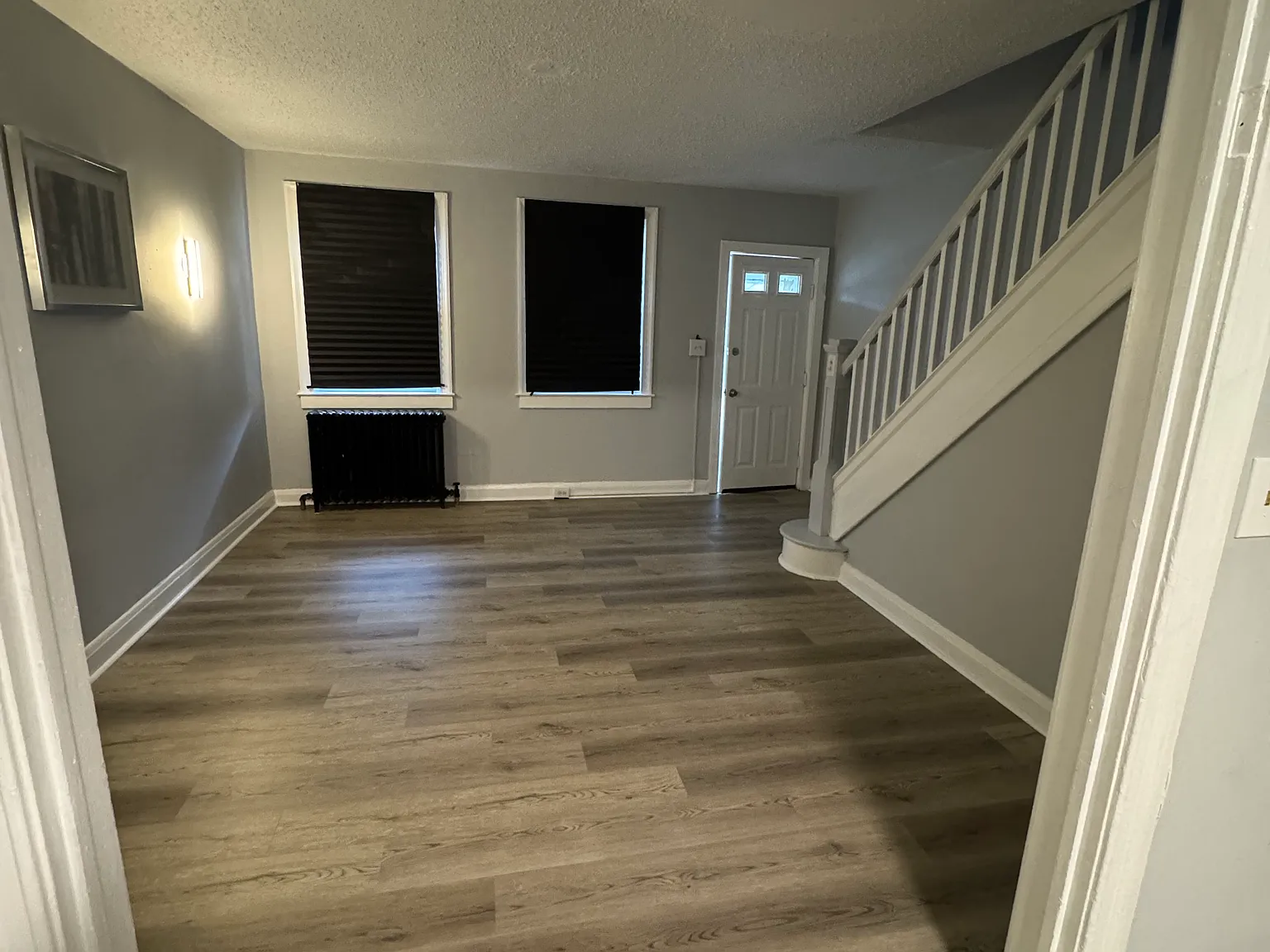 3 bed, 1306 sqft, $2,300 — Photo 4