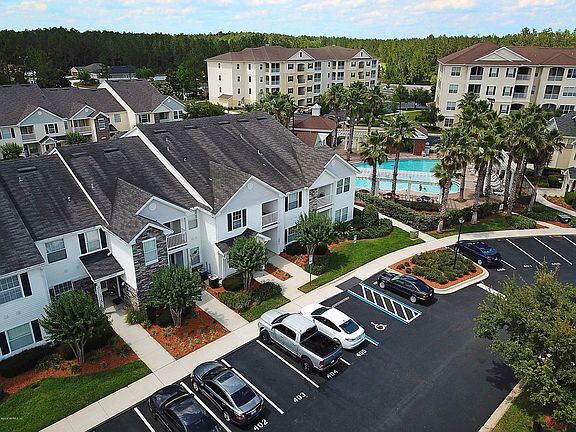2nd image of 575 Oakleaf Plantation Pkwy Unit 1006