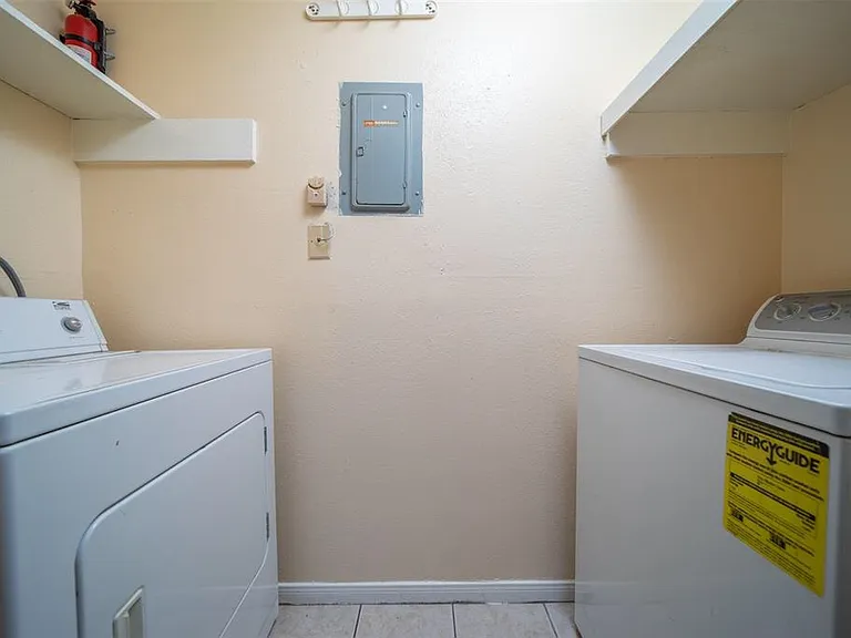 8293 Sands Point Dr #185 — Photo 7