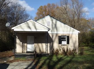 2384 Hawkins Mill Rd, Memphis, TN 38127