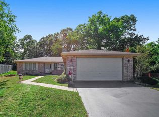 1001 Flagstaff Ln, Joliet, IL 60432