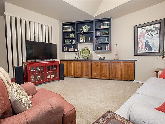 4th image of 1705 Asbury Ct