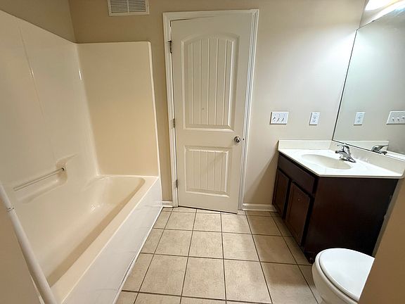 5th image of 3009 Summerhouse Rd