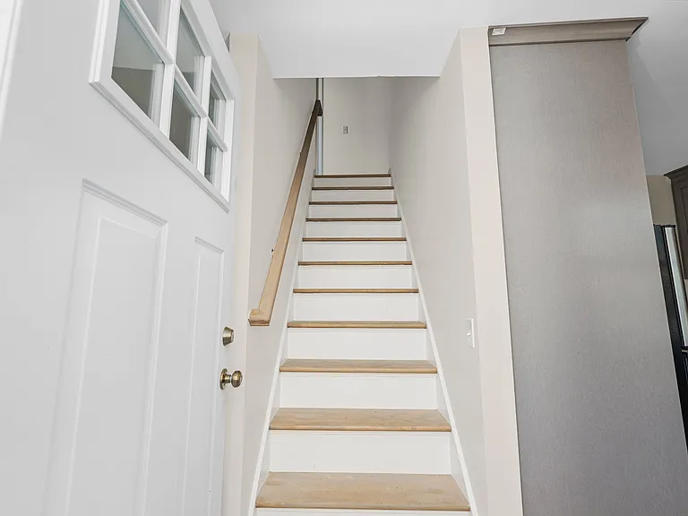 5 Perkins Ave #2 — Photo 14