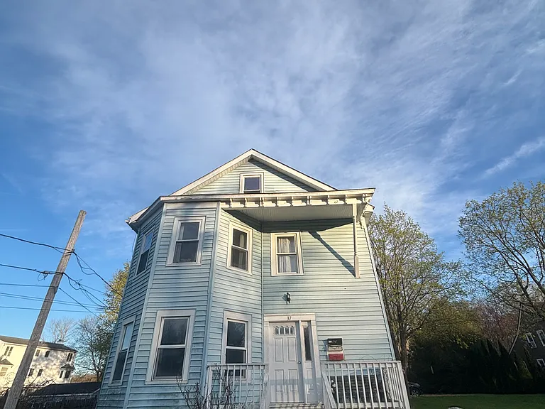 37-39 Church St #1 — Photo 2