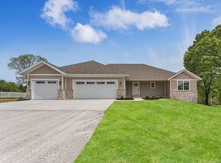 188 Highland Drive, Nixa, MO 65714