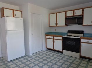 57 Valley St APT 2, Spencer, MA 01562