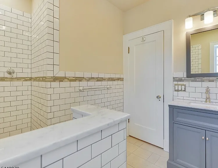 1 Laurel Pl — Photo 13