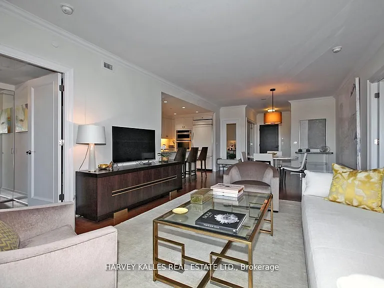1888 Bayview Ave #602 — Photo 7