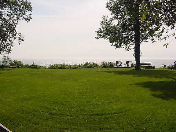 2nd image of 1403 Scenic Dr