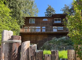 7604 Holiday Blvd, Anacortes, WA 98221