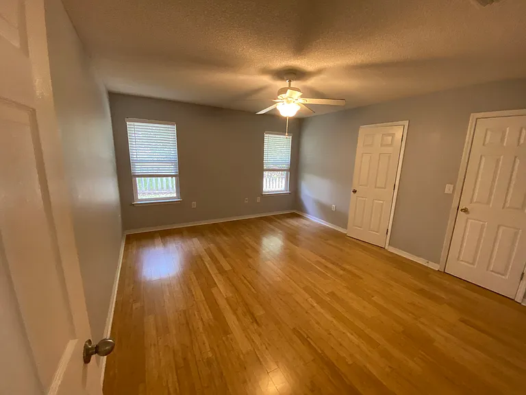 193 Lakeview Loop — Photo 11