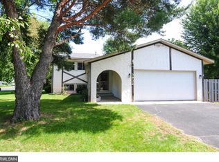 3932 67th St E, Inver Grove Heights, MN 55076