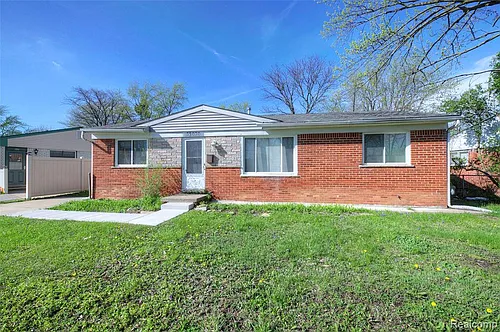 35030 Michelle Dr Photo 1