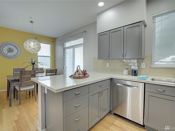 3rd image of 9043 161st Pl NE #3001