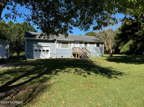 195 Arrington Drive, Beaufort, NC 28516