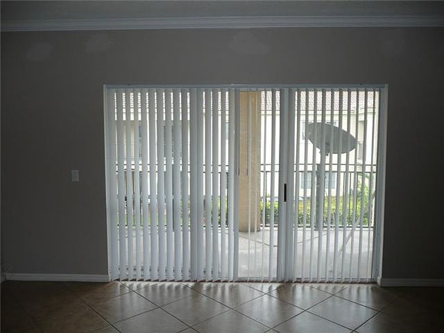 1st image of 2490 Centergate Dr APT 202