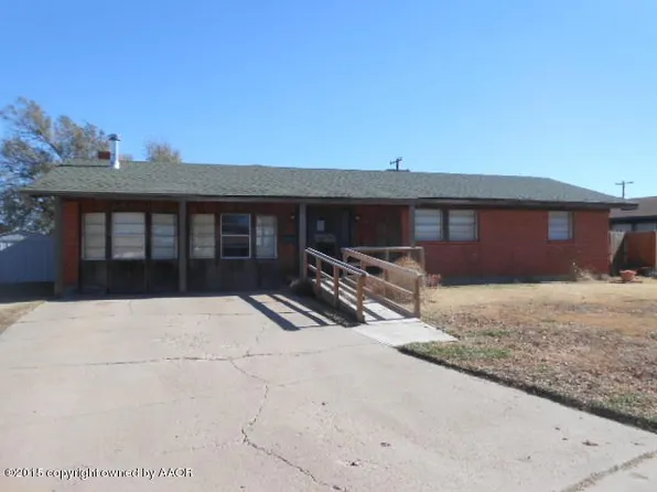 2608 Rosewood Ln, Pampa, TX 79065