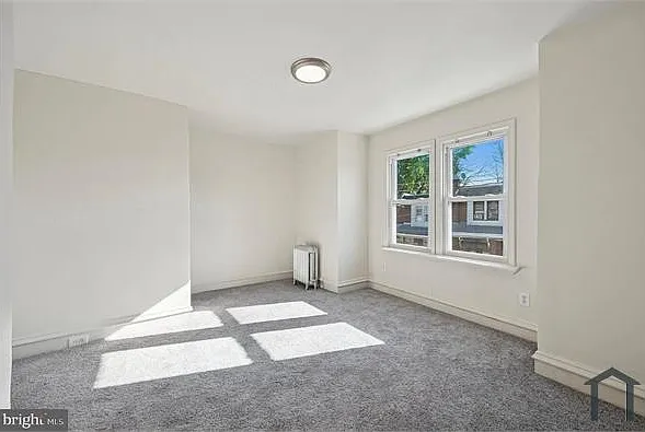 443 Darby Ter — Photo 7