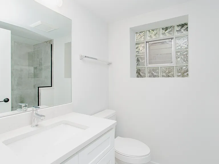 5509 N Central Ave — Photo 15