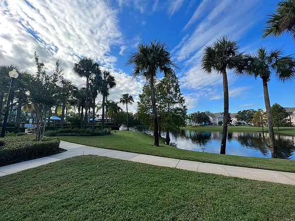 3rd image of 3004 Bonfire Beach Dr #2201
