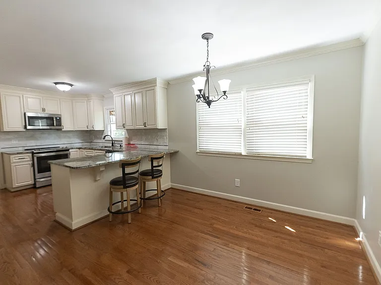 5517 Robinridge Rd — Photo 22