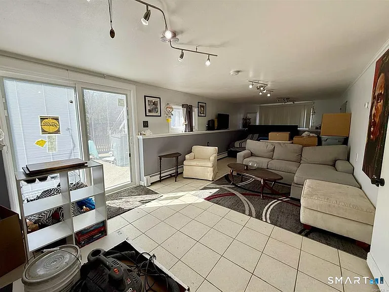 77 Valley View Rd — Photo 19