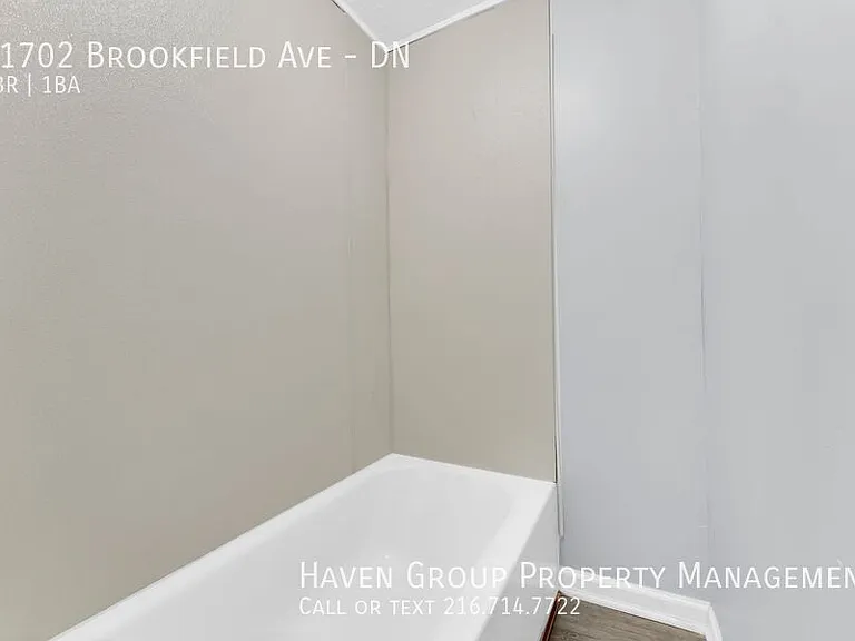 11702 Brookfield Ave #DN — Photo 15