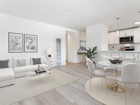 2nd image of 13111 Doty Ave APT 2