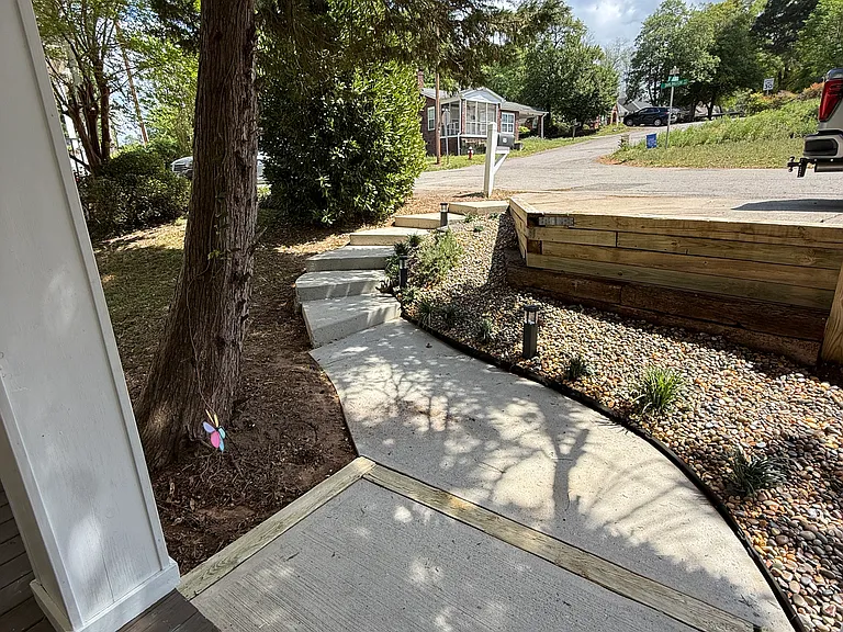 615 Darlington St — Photo 2