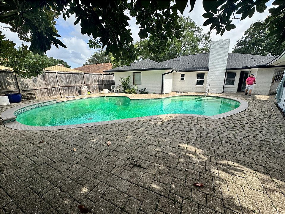 1st image of 7706 Braesview Ln