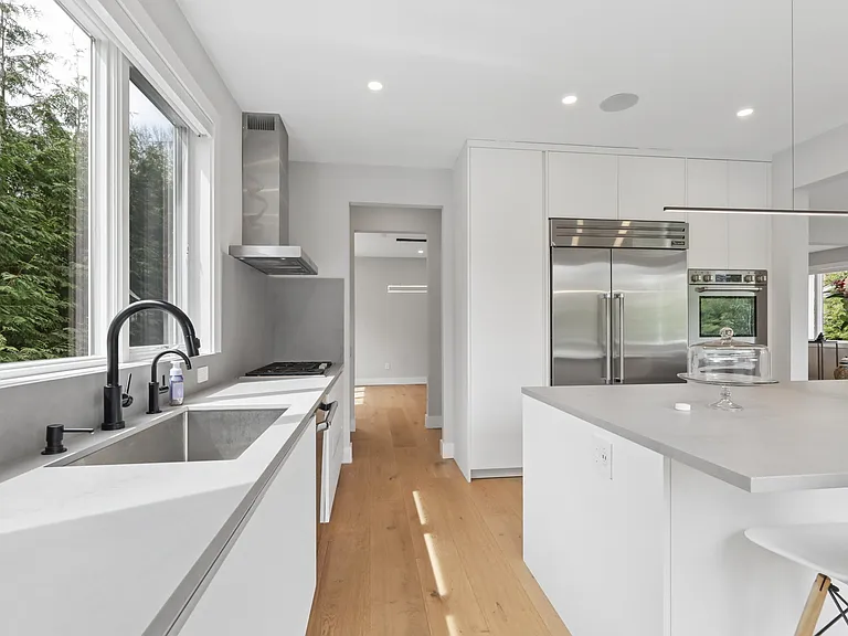34 Merrifield Way — Photo 30