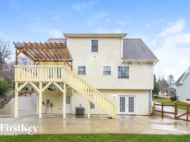4025 Lofter Ct — Photo 14