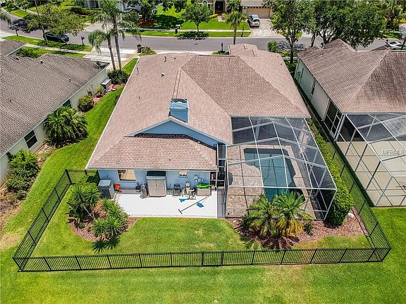 3rd image of 10114 Bennington Dr