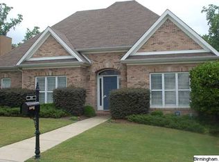 2840 Cross Bridge Dr, Vestavia, AL 35216