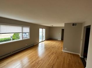8146 Oconnor Dr #1R, River Grove, IL 60171
