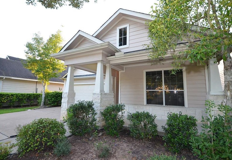 1st image of 1210 Lexington Green Dr