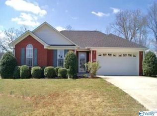 118 Tanner Ridge Cir, New Market, AL 35761