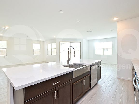 5th image of 40591 W Crane Dr