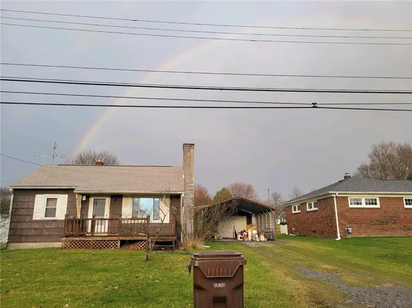 1209 Brentwood Dr, Greenville, PA 16125
