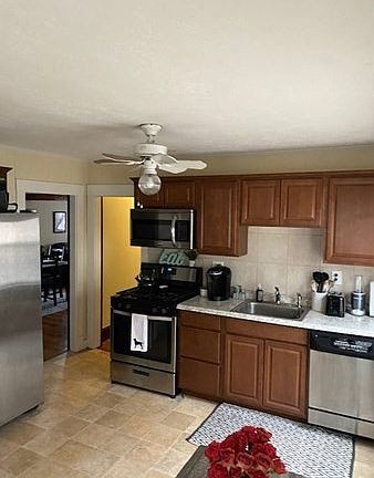 5th image of 12 Madison Ave #1