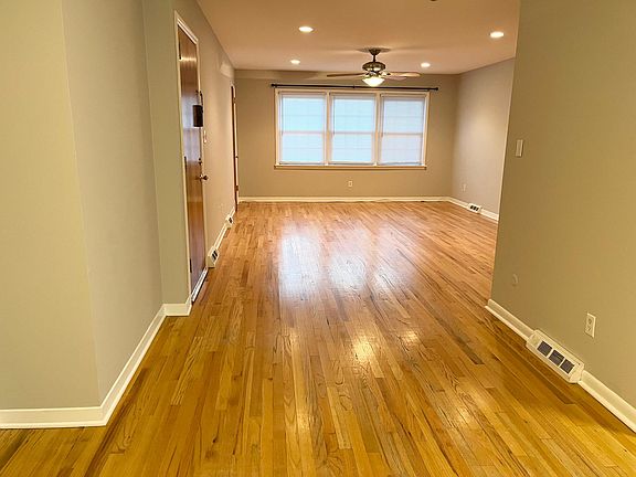 dining area facing to living room