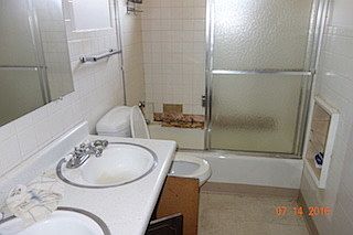 5th image of 2640 Calwagner St