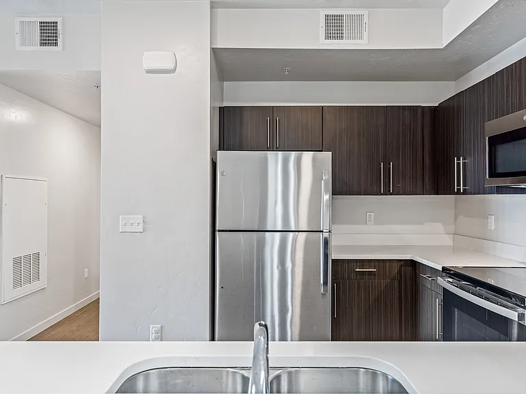 Quail Point Apartments — Photo 45