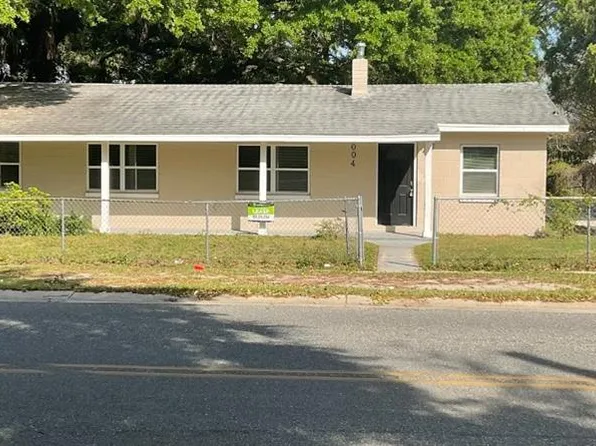 1004 BEECHER STREET, LEESBURG, FL 34748