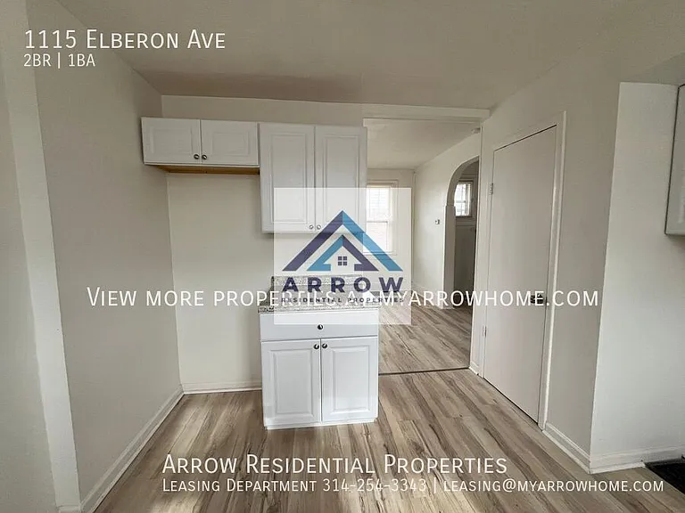 1115 Elberon Ave — Photo 7